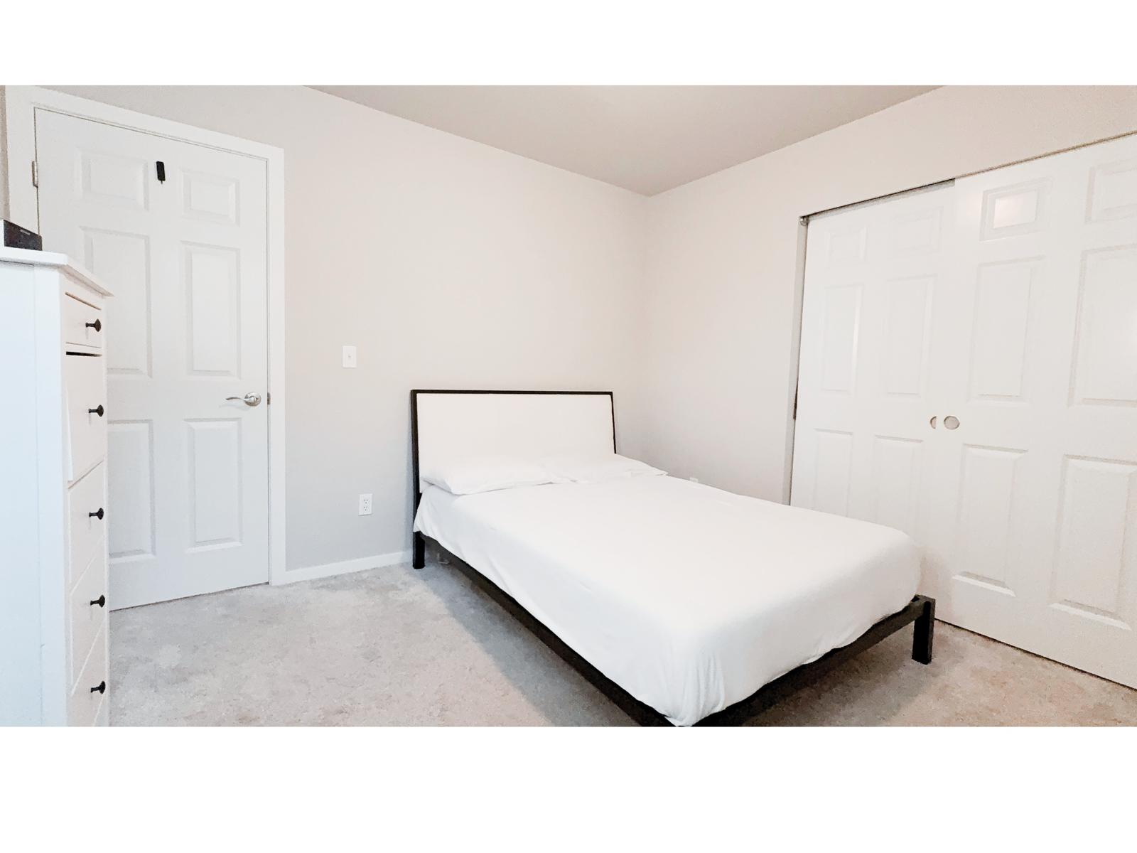 Bedroom at GuaranteeCare